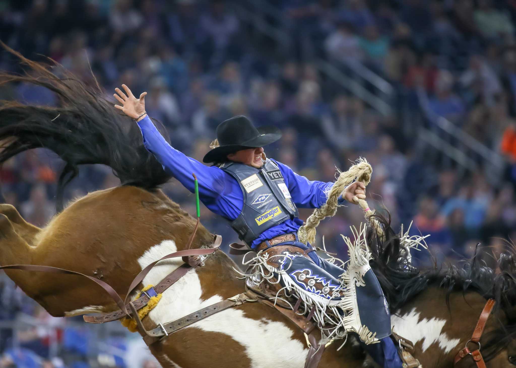 Utah’s Wright brothers give saddlebronc riding a run for the money