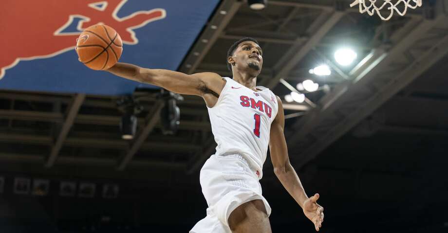 DALLAS, TX - FEBRUARY 01: SMU Mustangs forward Feron Hunt (#1) goes up for a dunk during the American Athletic Conference college basketball game between the SMU Mustangs and the Tulane Green Wave on February 01, 2020 at Moody Coliseum in Dallas, Texas. (Photo by Matthew Visinsky/Icon Sportswire via Getty Images) Photo: Icon Sportswire/Icon Sportswire Via Getty Images