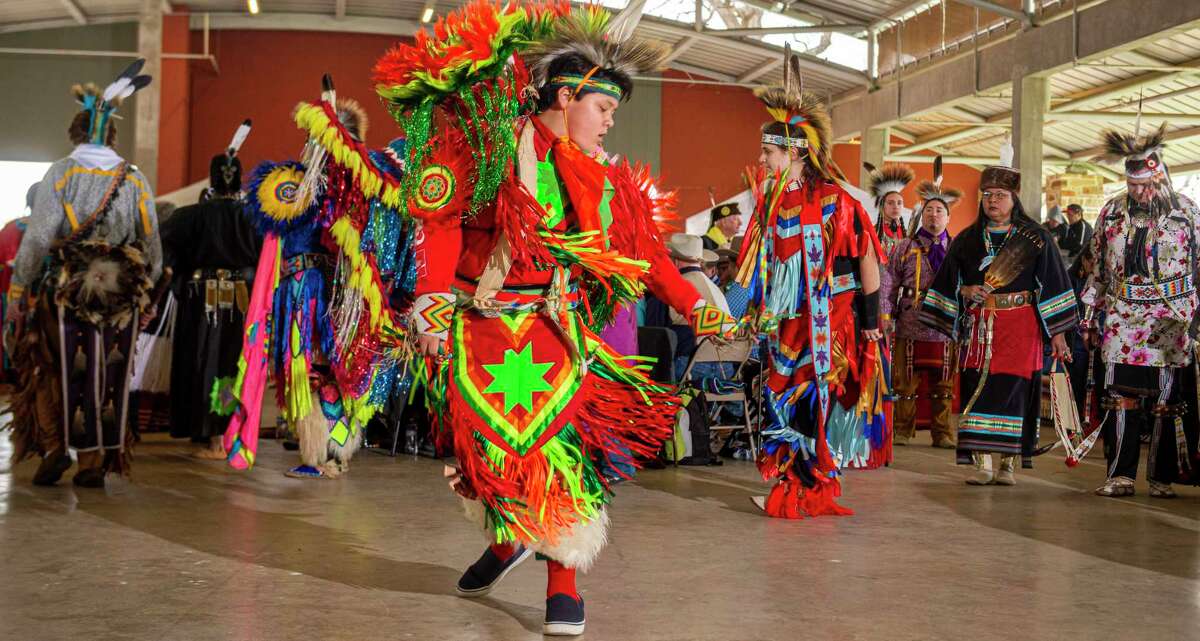 San Antonio Pow Wow maintains oncedormant Native American tradition