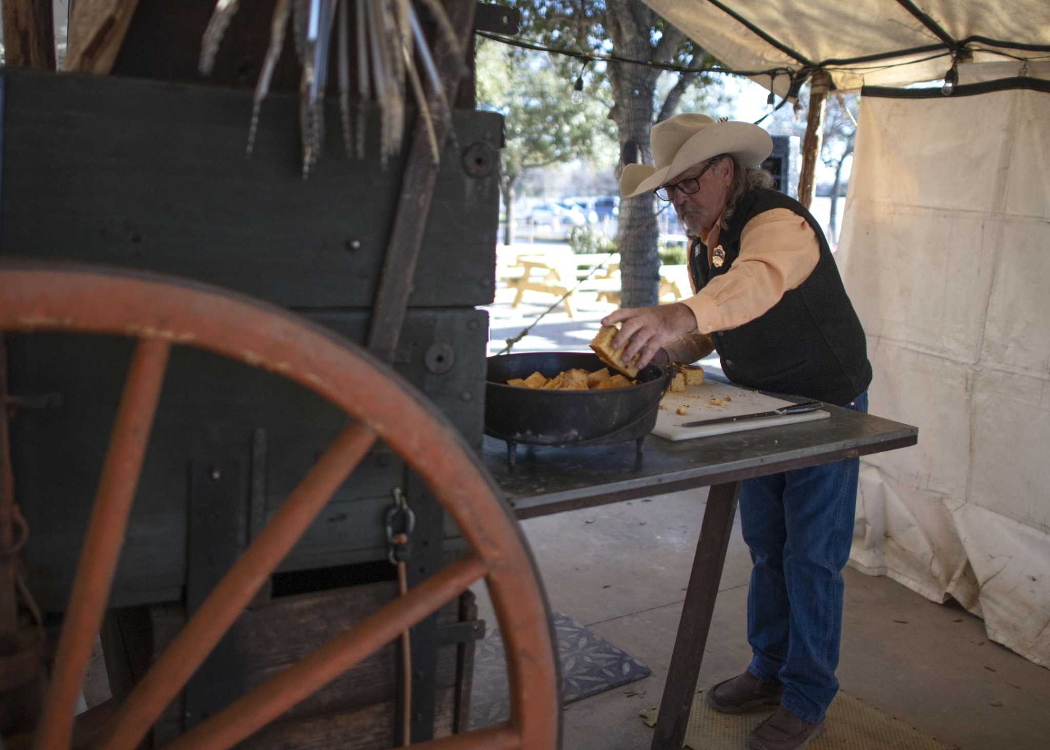 Chuck wagon cook rustles up Old West chow at the San Antonio Stock Show