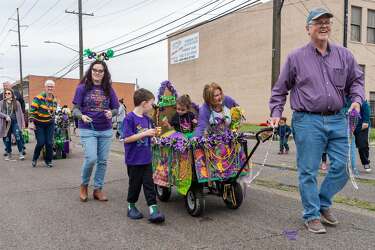Munchkin Parade Rolls Mardi Gras Mirth Through Orange Beaumont