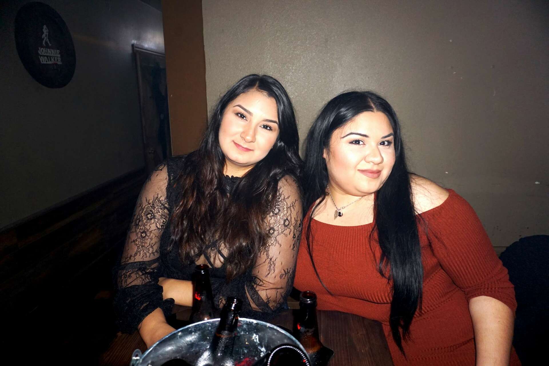 Photos: Locals kick back, relax in the Laredo nightlife