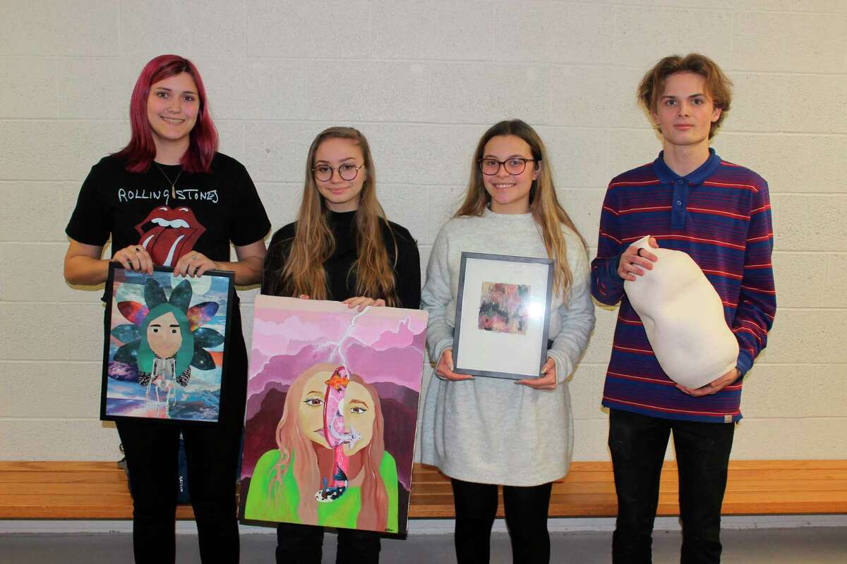 Scholastic Art Competition honors 14 Frankfort students