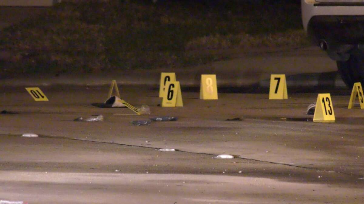Harris County sheriff's deputies investigate a deadly shooting at the intersection of Mira Colina and Rio Torcido on Tuesday, Feb. 18, 2020.