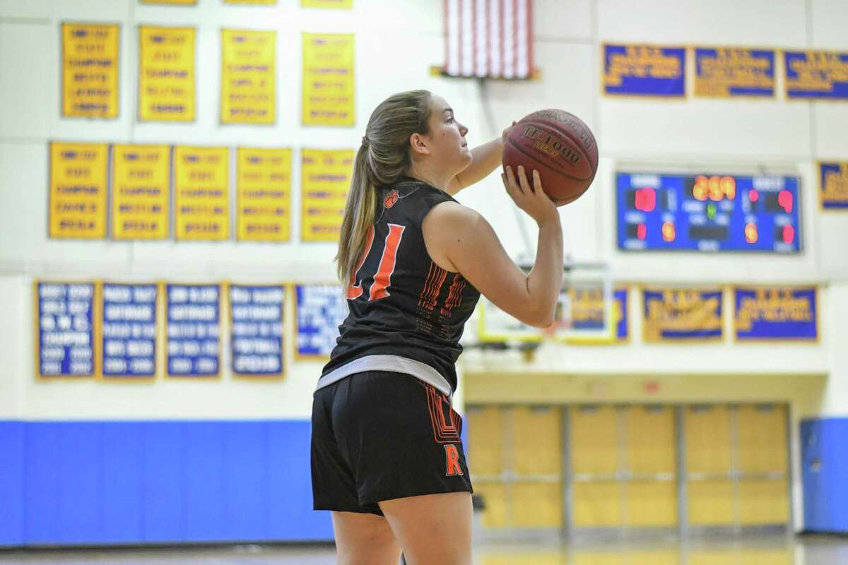 Cameron McClellan hit six 3-pointers and scored 18 points in Ridgefield's win over Fairfield Warde.