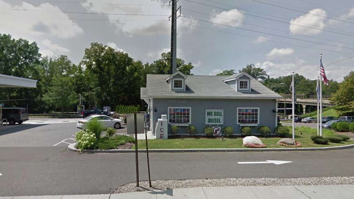 Wilton police Gas stations sold eliquid nicotine to minors