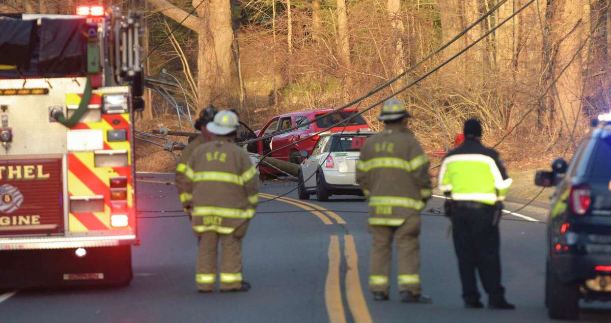 Two car accident with wires down reported in Bethel