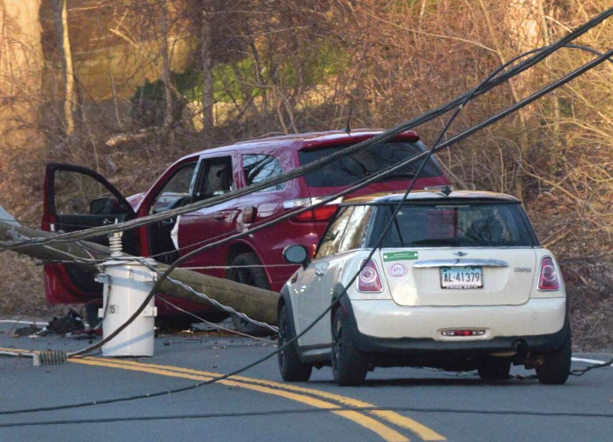 Two car accident with wires down reported in Bethel