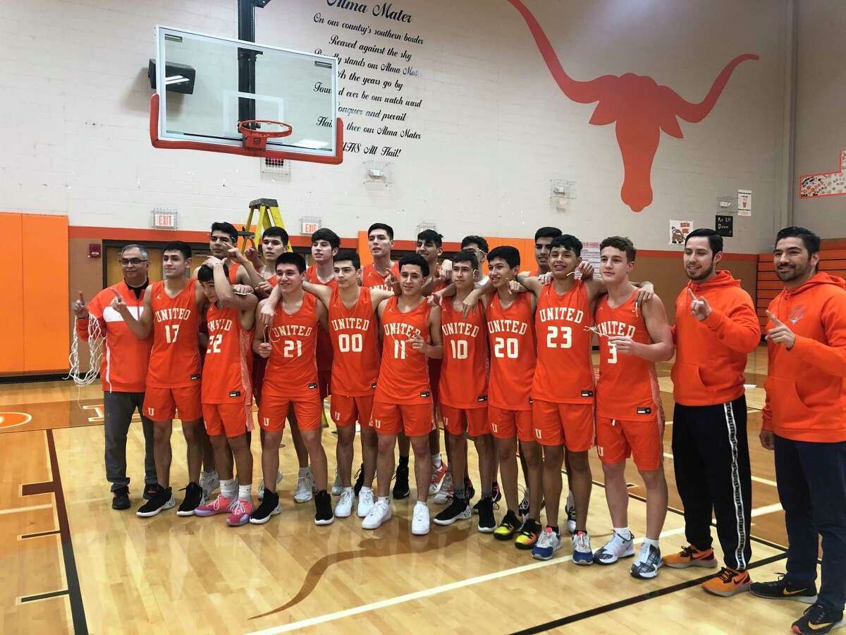 The United Longhorns claimed back-to-back District 29-6A titles after they defeated Del Rio Tuesday.