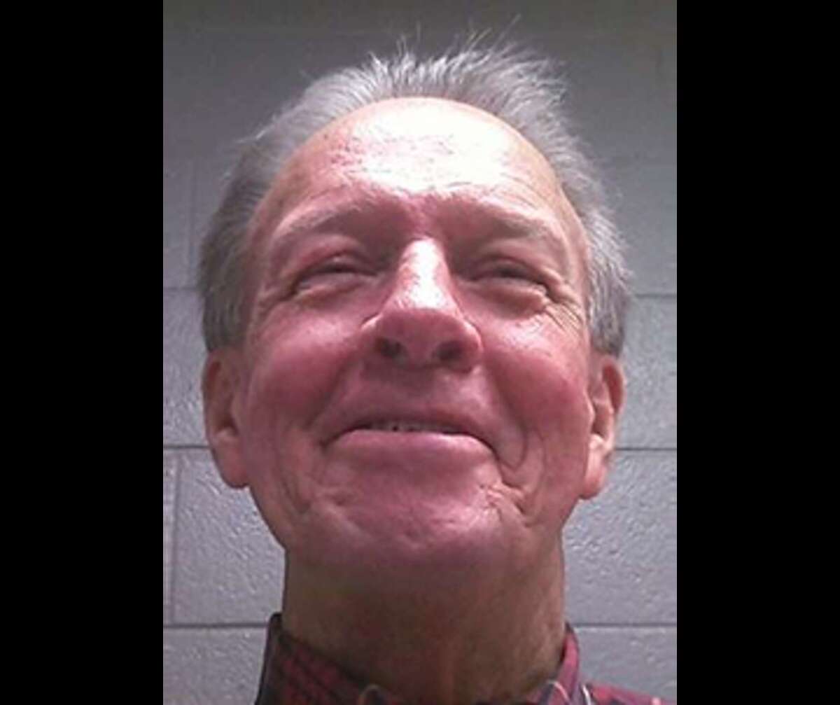 State moves to dismiss charges against Jasper Co. Tax AssessorCollector