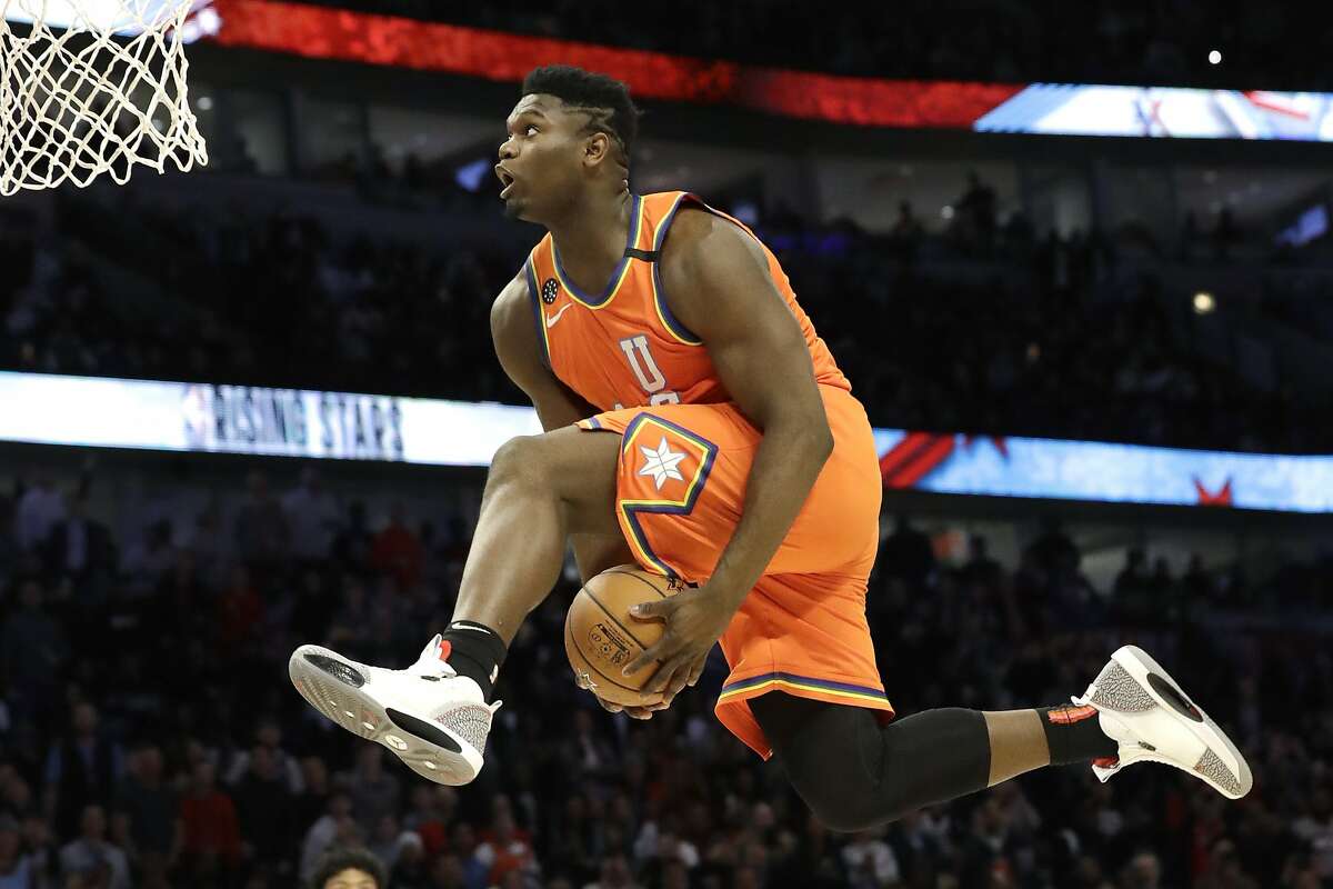 Forget the shoes: Zion Williamson is amazing in near-perfect