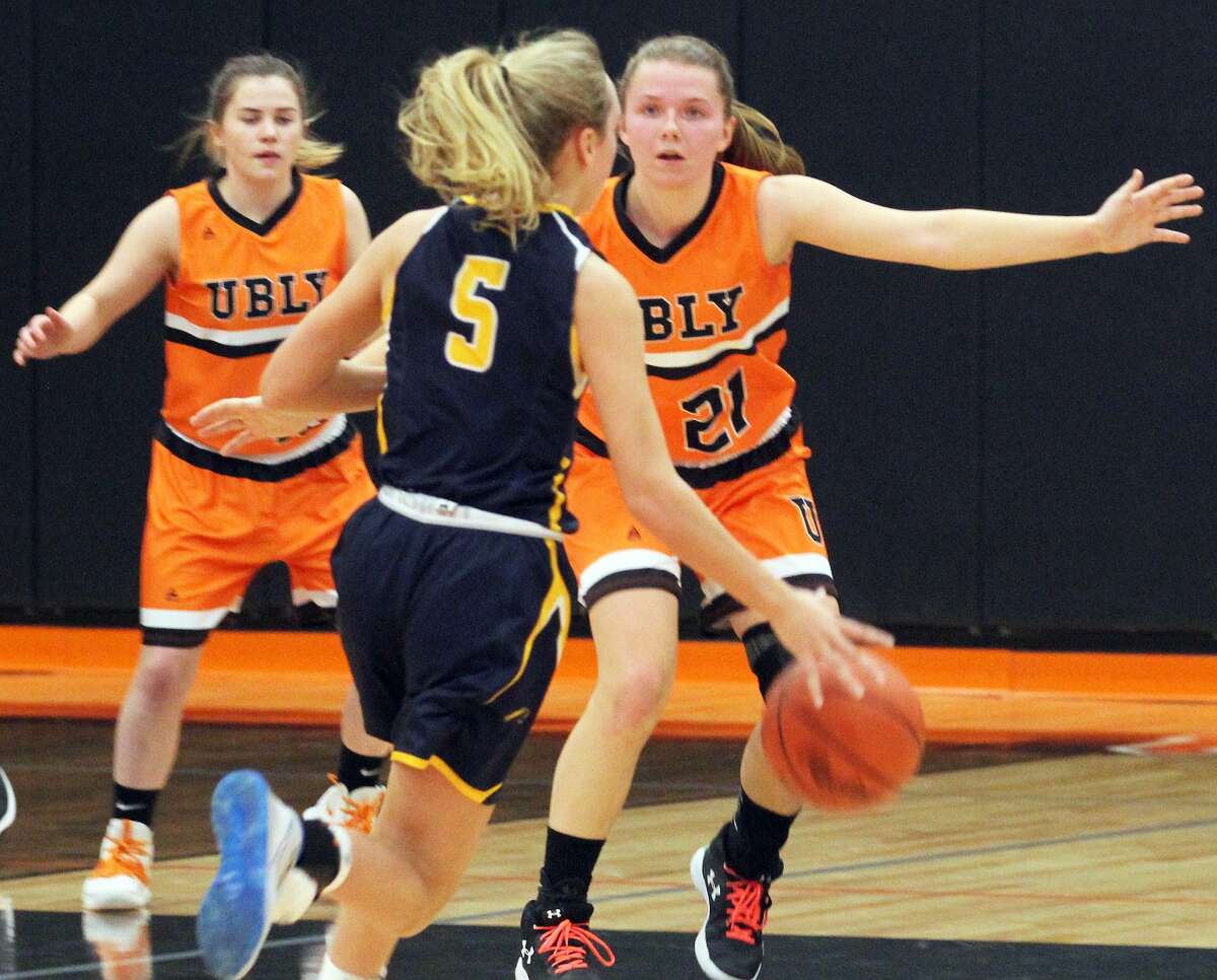 The Ubly girls basketball team improved to 18-1 on the season with a 58-32 home win over Bad Axe on Monday night.