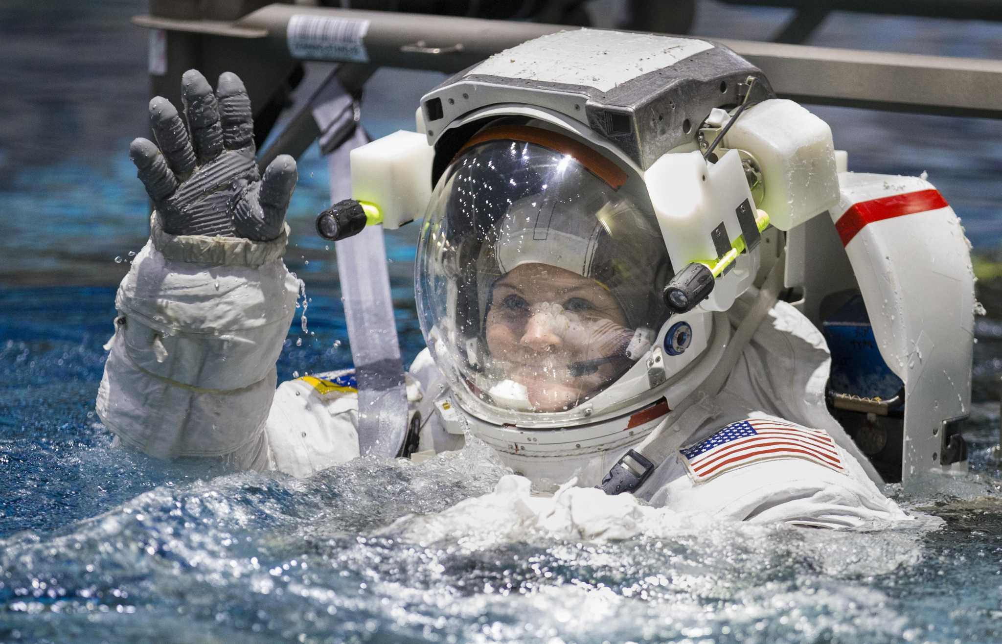Astronauts, the true experts of isolation, give tips for COVID19 social distancing Astronauts, the true experts of isolation, give tips for COVID19 social distancing