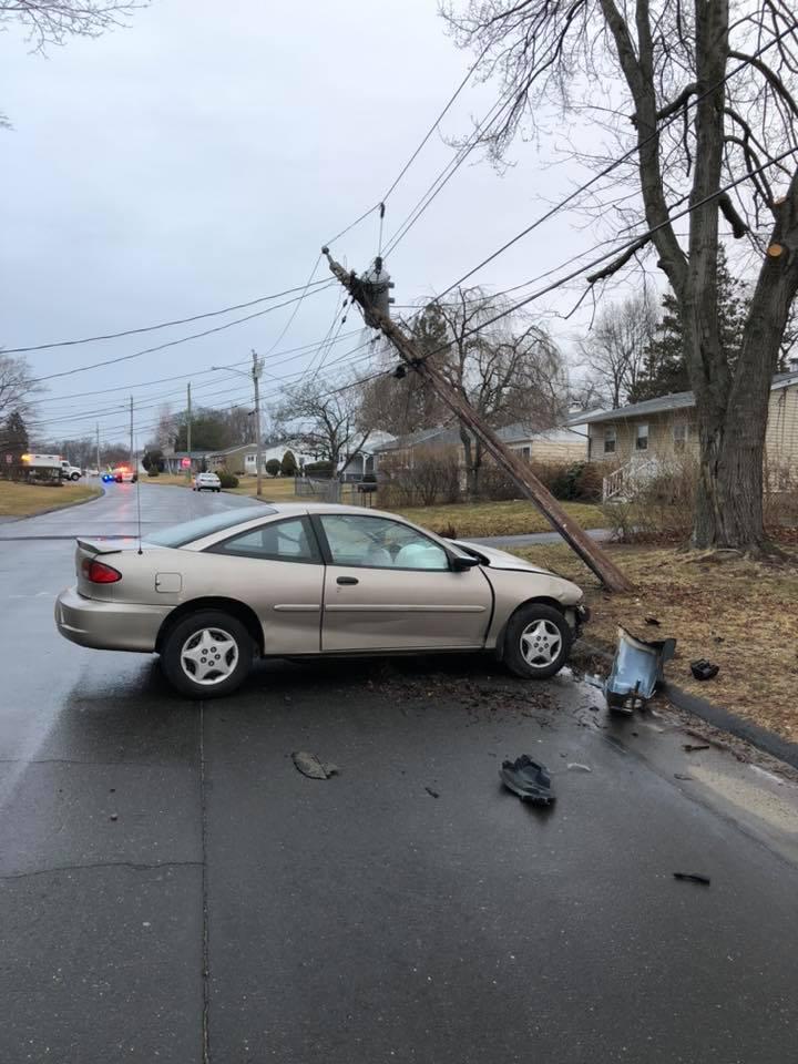 Crash knocks out power to some residents in Derby