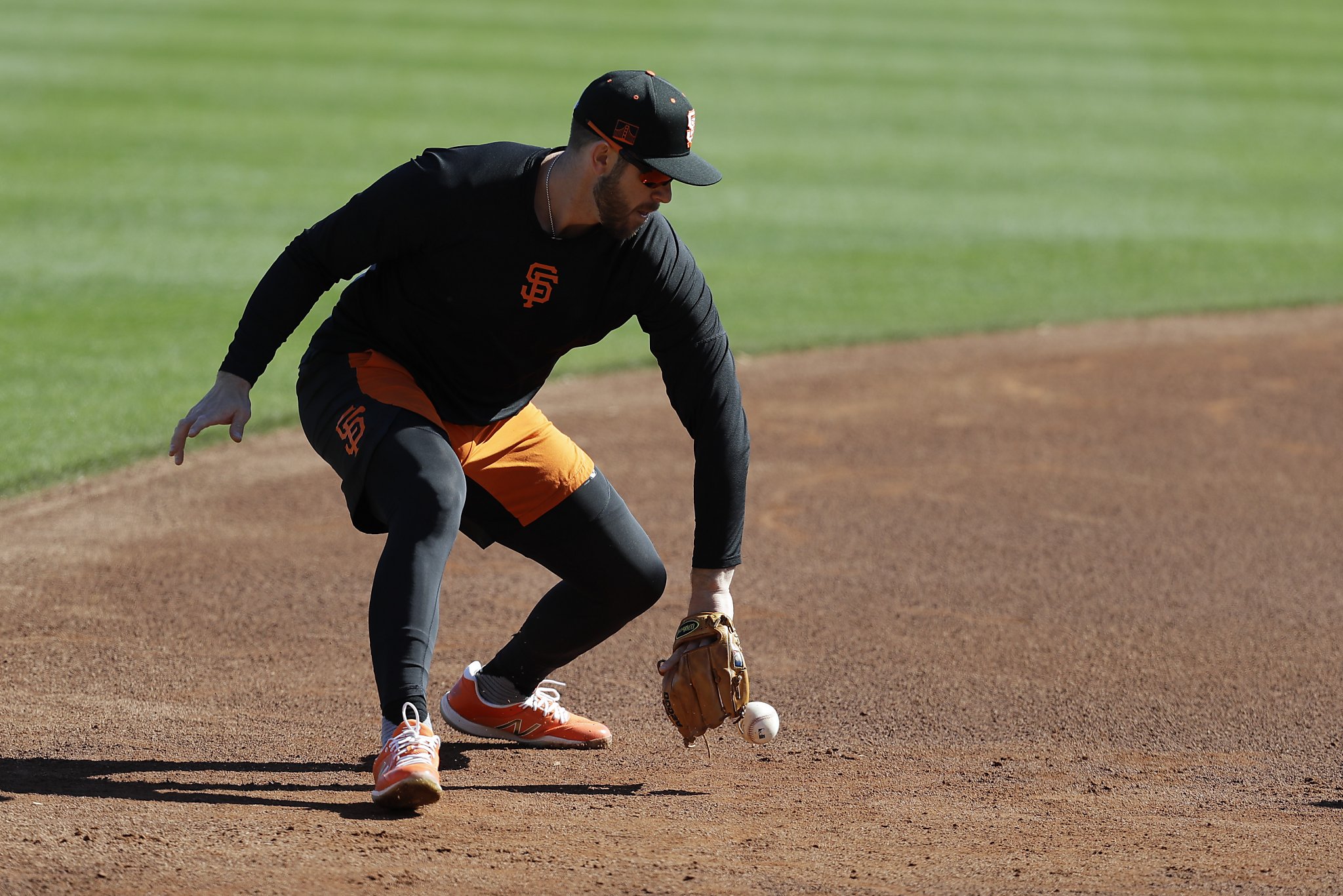 Why Giants' Evan Longoria is learning a new position at age 34