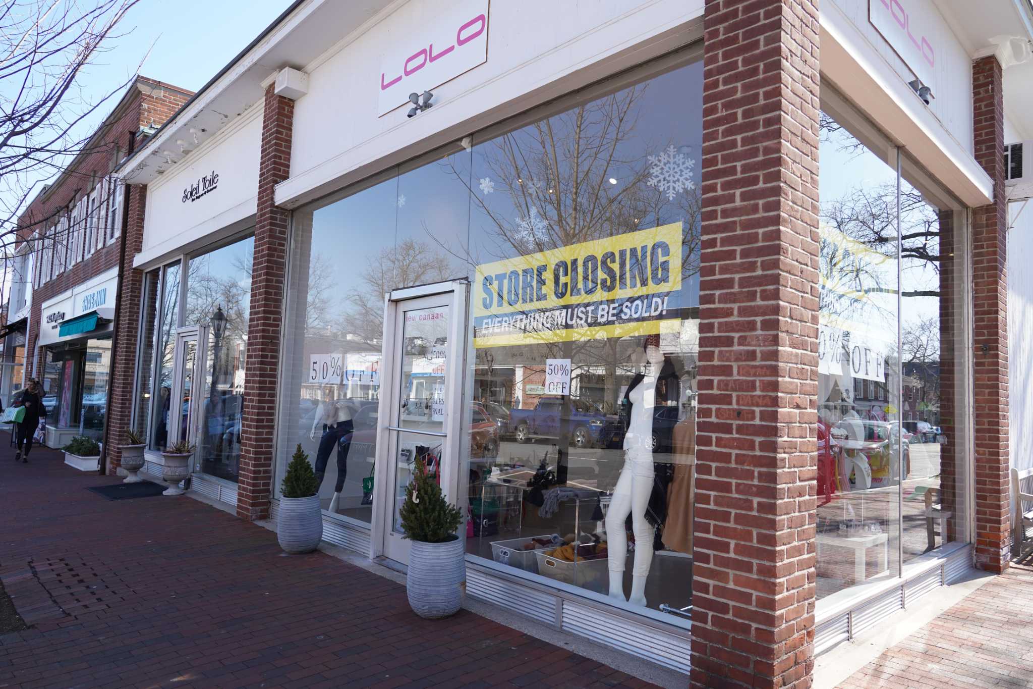 One New Canaan store reroots, another bites the dust