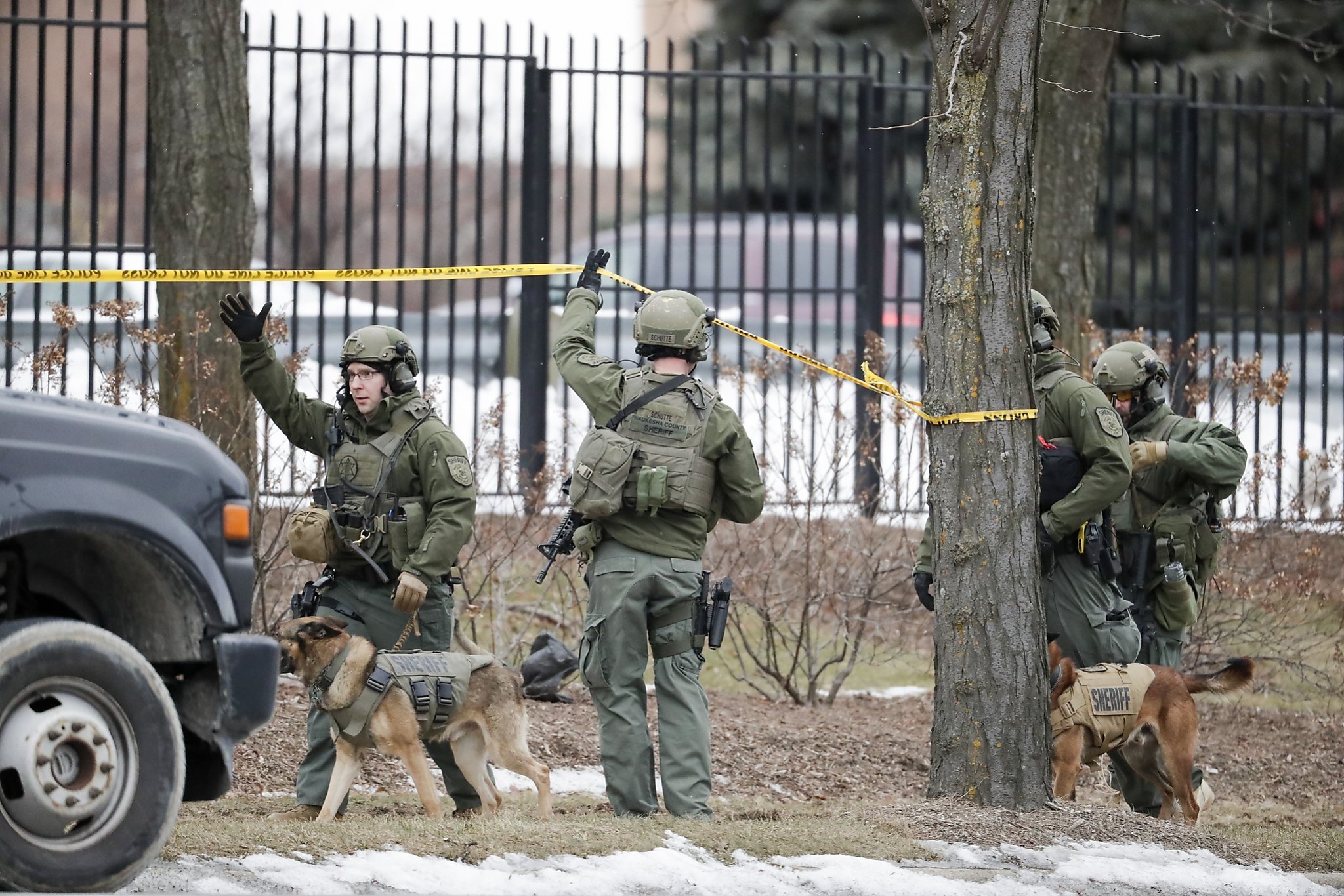 Gunman killed 5 at Milwaukee brewery complex