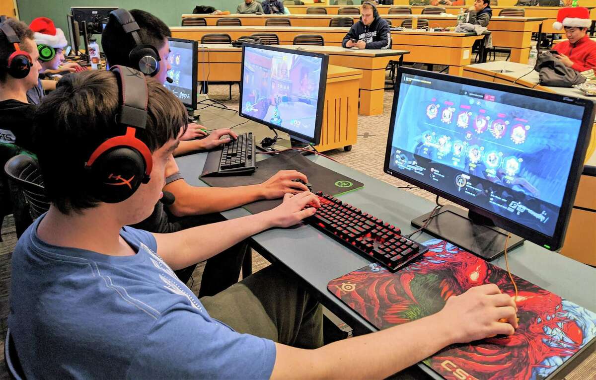 The Fairfield Ludlowe Falcons Overwatch team will compete in the 2020 EGF High School esports Championship June 12-14 at the ESPN Wide World of Sports Complex at the Walt Disney World Resort in Orlando, Florida.