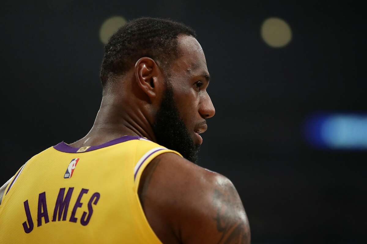 Lakers news: LeBron James speaks out on monster game vs. Cavs