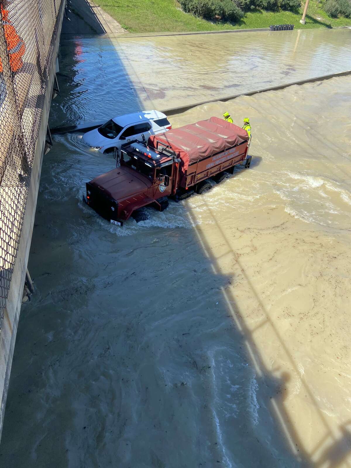 Broken water line in east Houston disrupts city, forces boil order