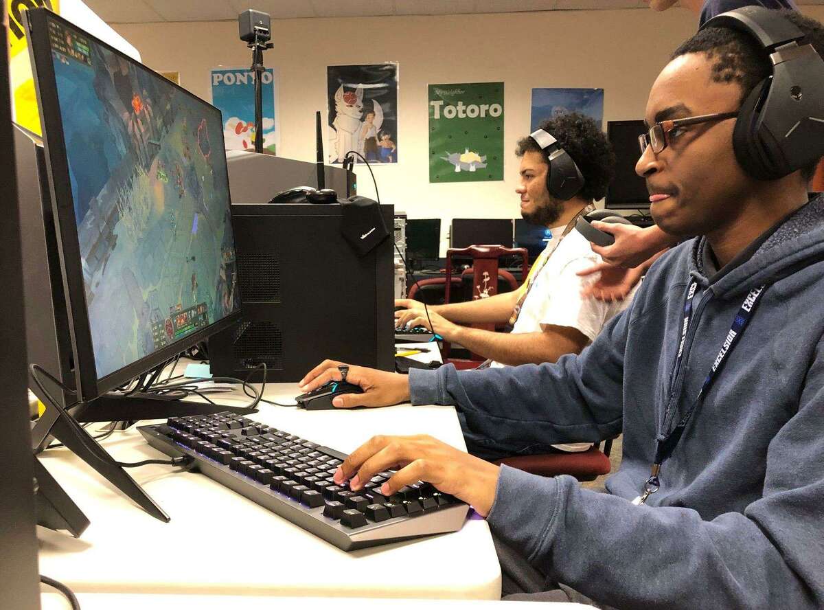 There are many jobs in the market for esports in a wide variety of roles, according to Gregg Kite, technology trainer for Humble ISD and President and CEO of the Texas Scholastic Esports Federation. With the introduction of a new esports class, they hope to give students an opportunity to explore fields within the industry that could be pursued in college and eventually work in the esports industry or elsewhere. Pictured: Jayden Lacombe, a junior at Atascocita High School.