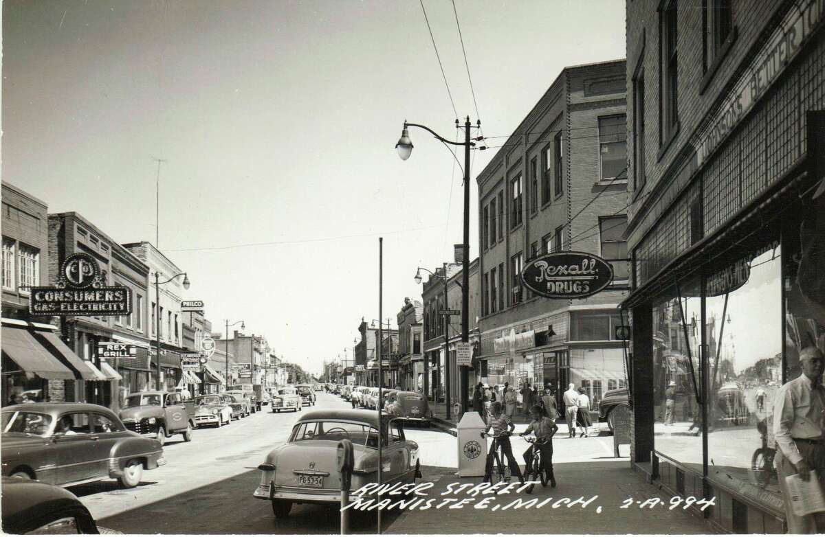 This photo shows a busy summer day on River Street in the 1950s.