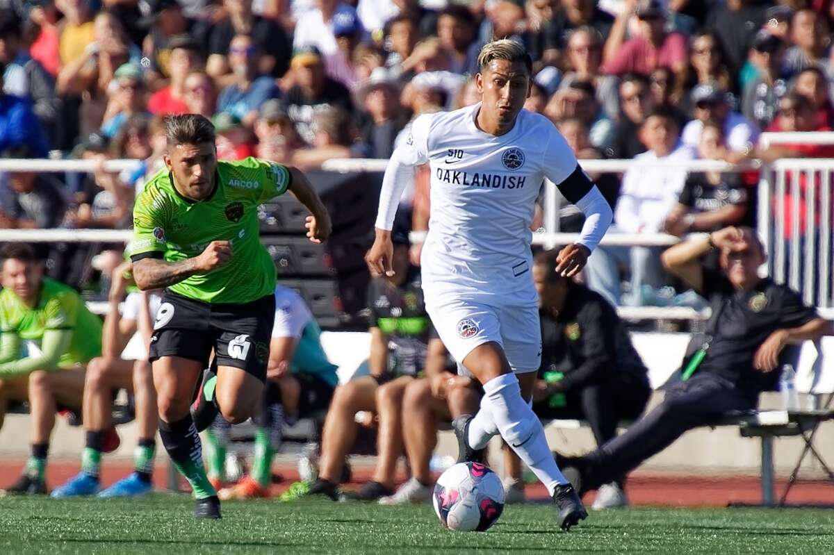 RETURNING PLAYERS Midfielder Benji Joya rejoins the team as its leading assist maker. Joya previously played in the MLS for the Chicago Fire and also as a pro in Mexico.