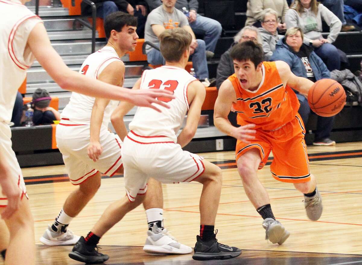 The Ubly boys basketball team picked up its 11th win of the season with a 43-29 victory over visiting Marlette on Friday night.