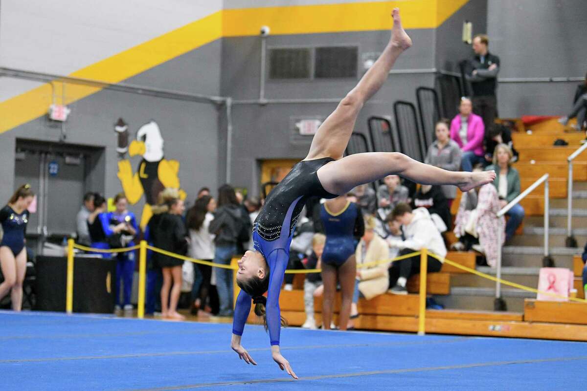 Southington gymnasts nip Ludlowe for Class L title