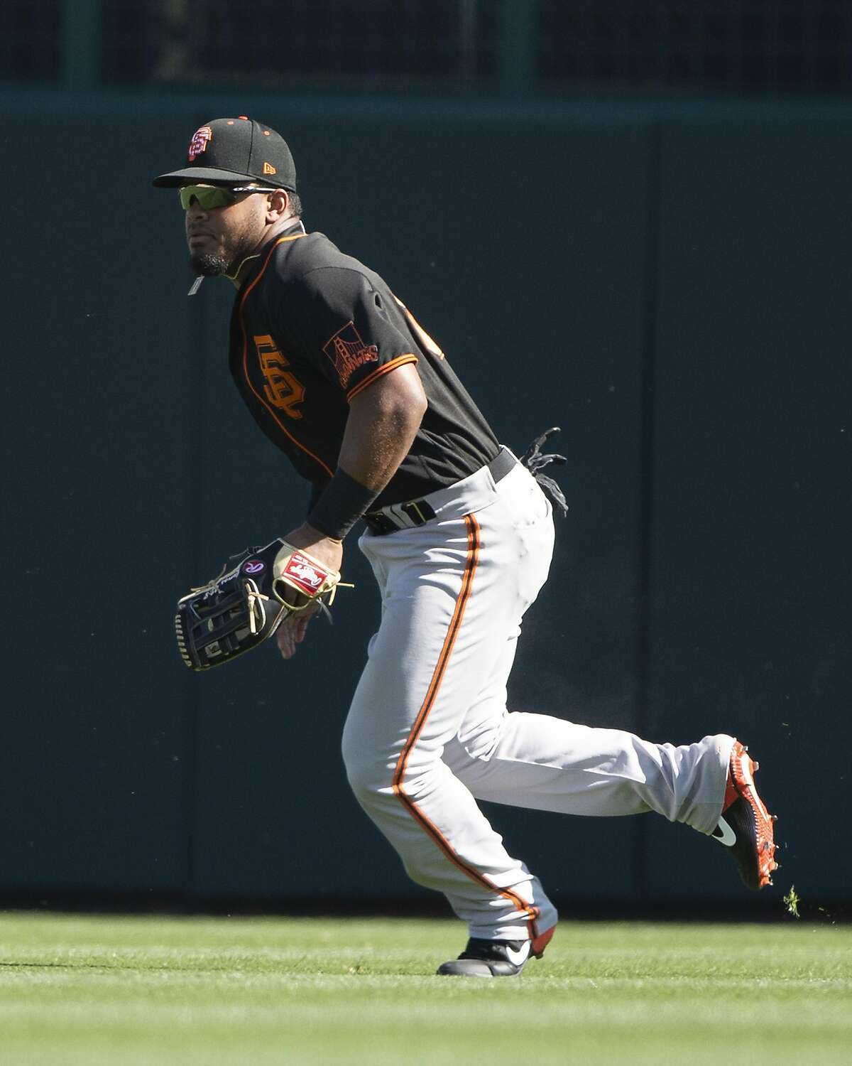 San Francisco Giants' Heliot Ramos sidelined with oblique injury