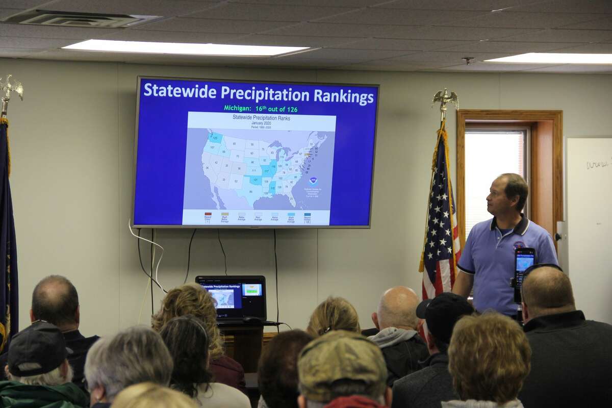Officials give presentations about high lake levels in Caseville