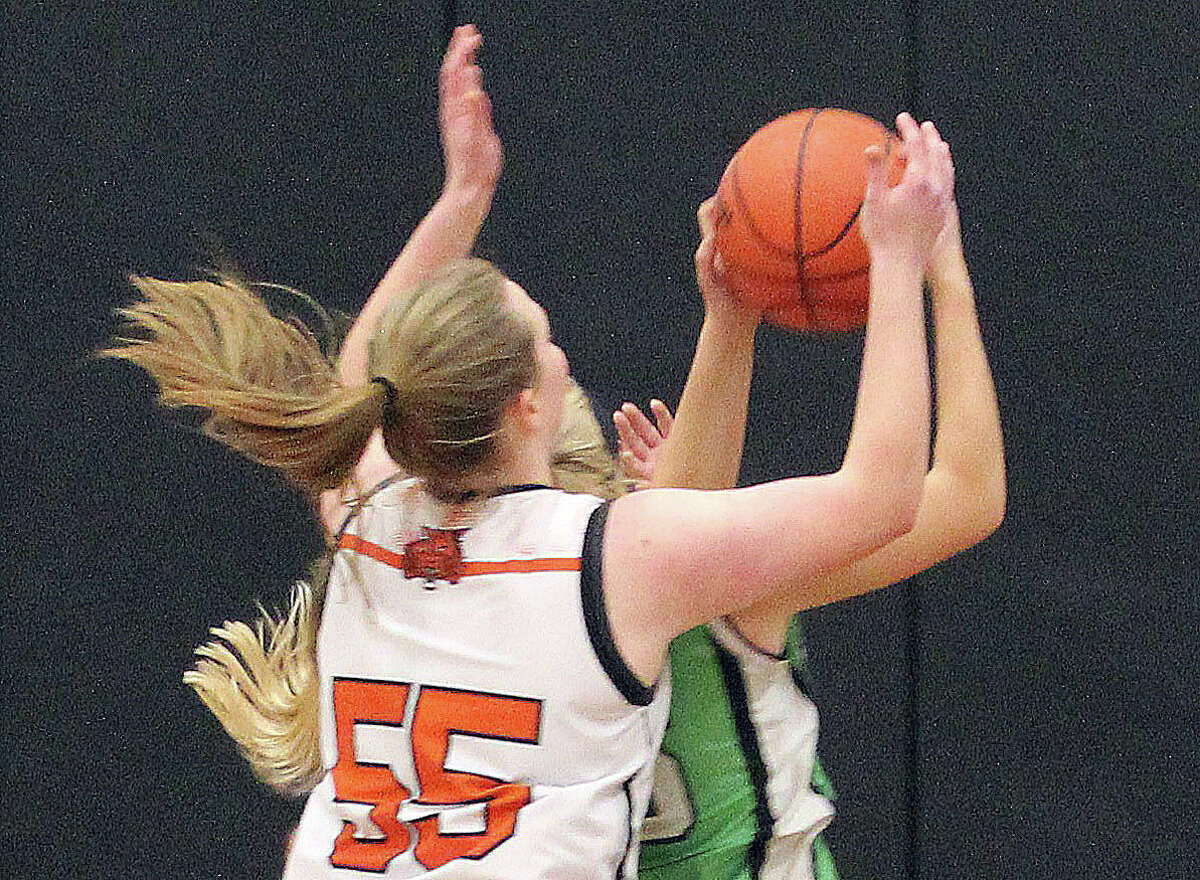 The Ubly girls basketball team opened district play with a 68-26 win over Akron-Fairgrove on Monday night.