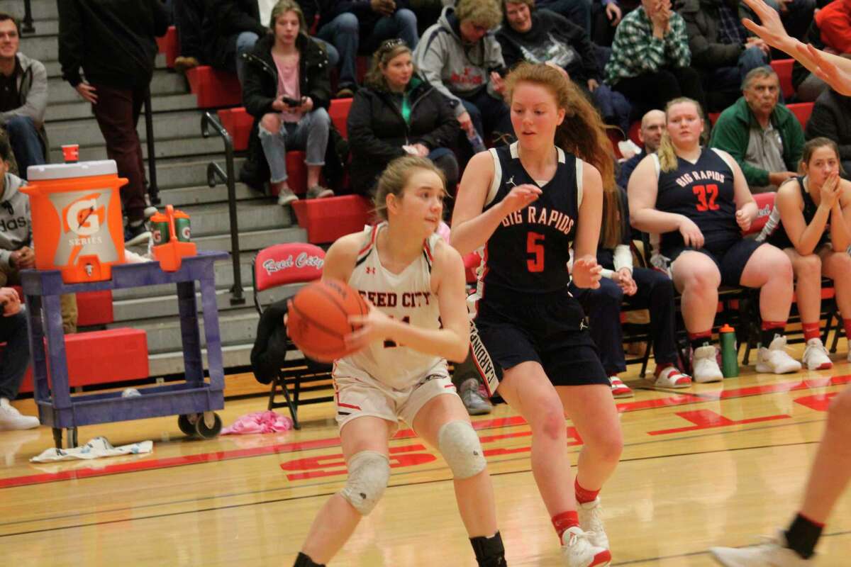 Ariana Costie (5) and the Big Rapids girls now have a 20-1 record. (Pioneer file photo)
