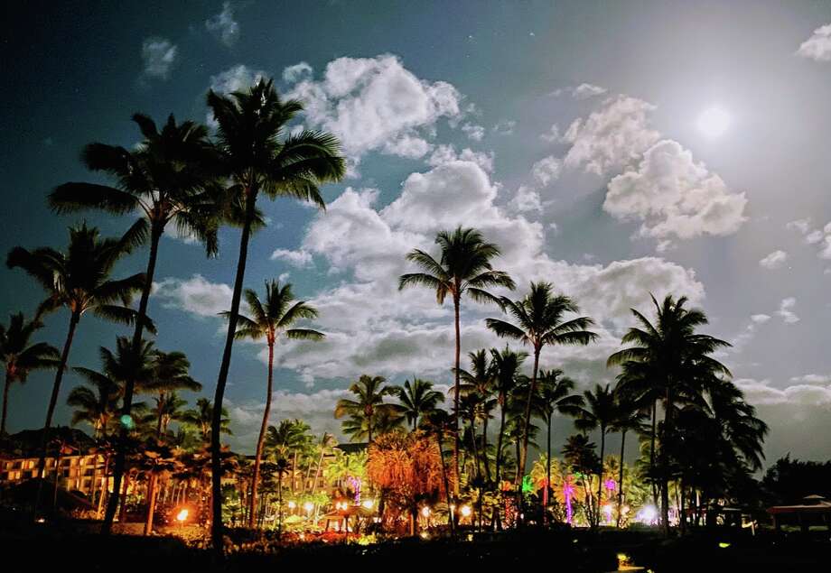 Hawaii Fares Drop To Less Than 200 Roundtrip Sfgate