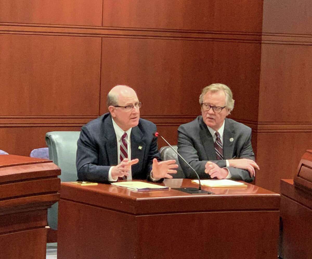 State Sen. Kevin Kelly (R-21), left, next to state Sen. Paul Formica (R-22), testified before the General Assembly's Veterans' Affairs Committee on Feb. 27 in favor of a bill to remove barriers to public assistance programs for veterans.