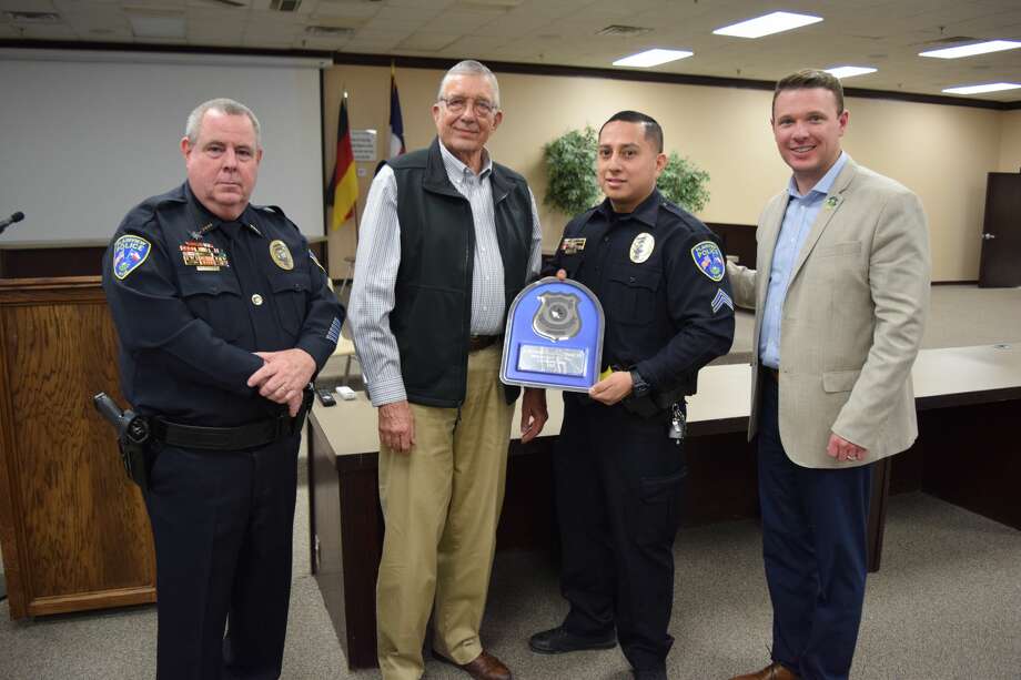 Recognizing Plainview PD Plainview Herald