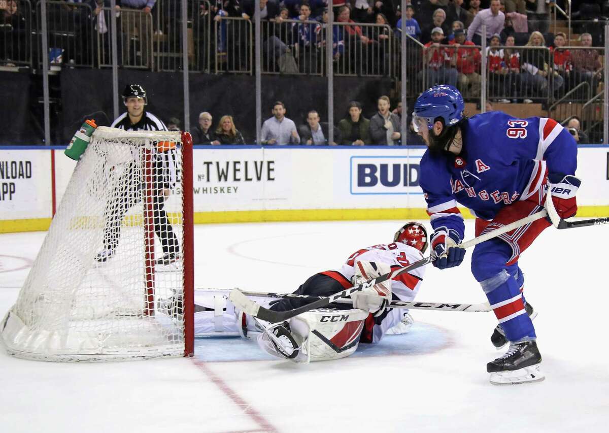 Give Rangers Zibanejad A High Five