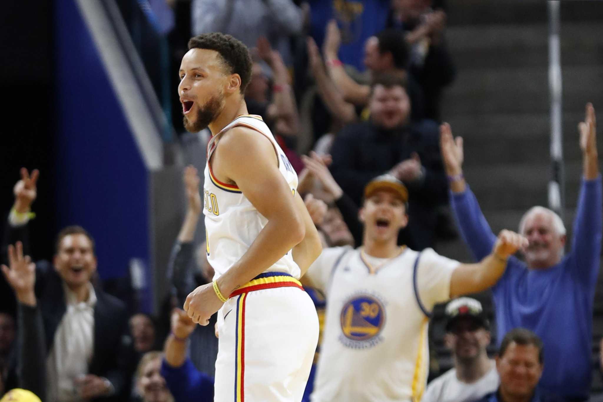 Steph Curry’s return thrills fans in Warriors’ loss to Raptors ...