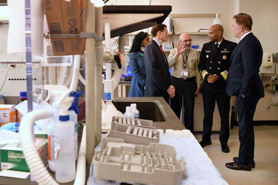 Private Labs Mean More Coronavirus Testing For Ct Amid National Shortage The Middletown Press