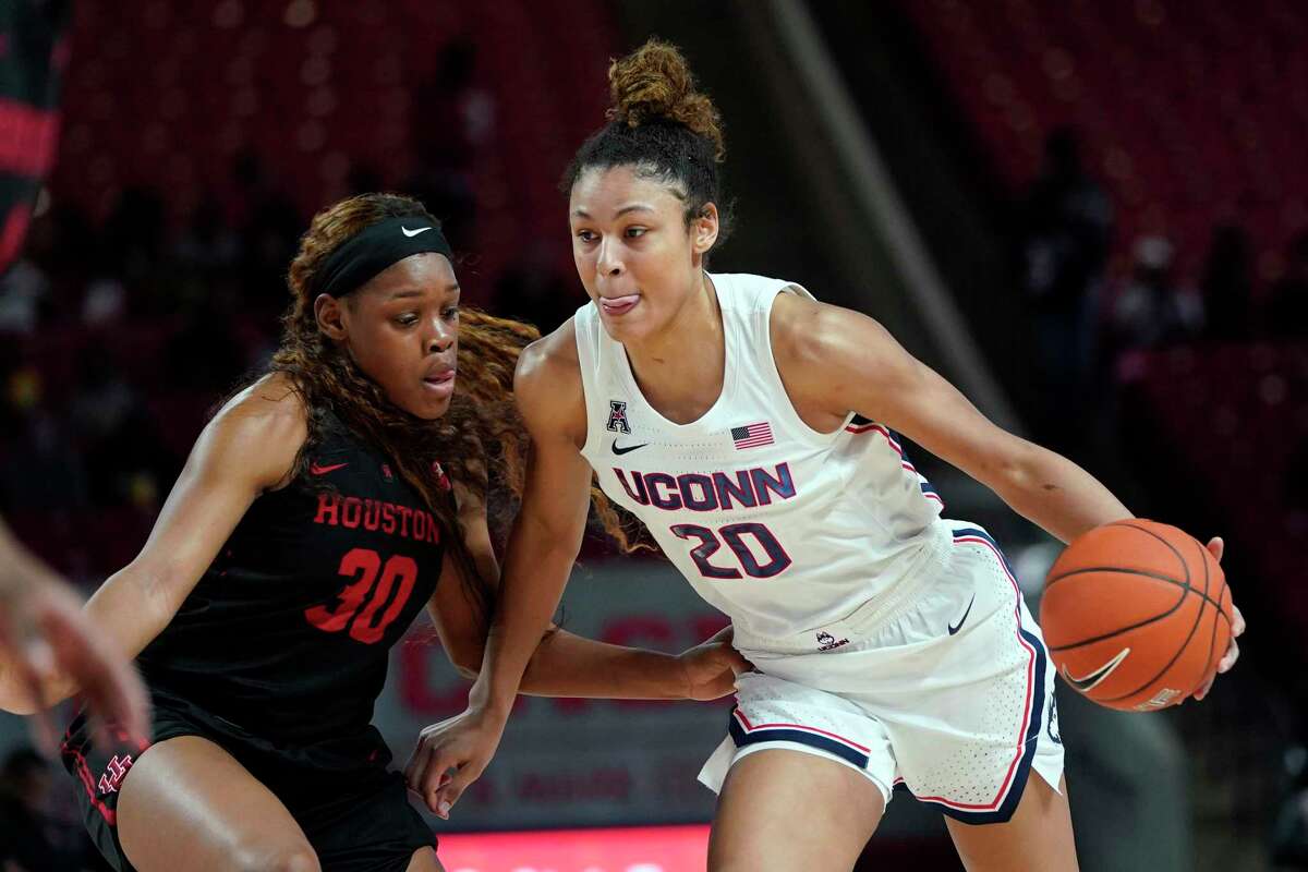 Top-seeded UConn hopes to ride late-season momentum into AAC Tournament