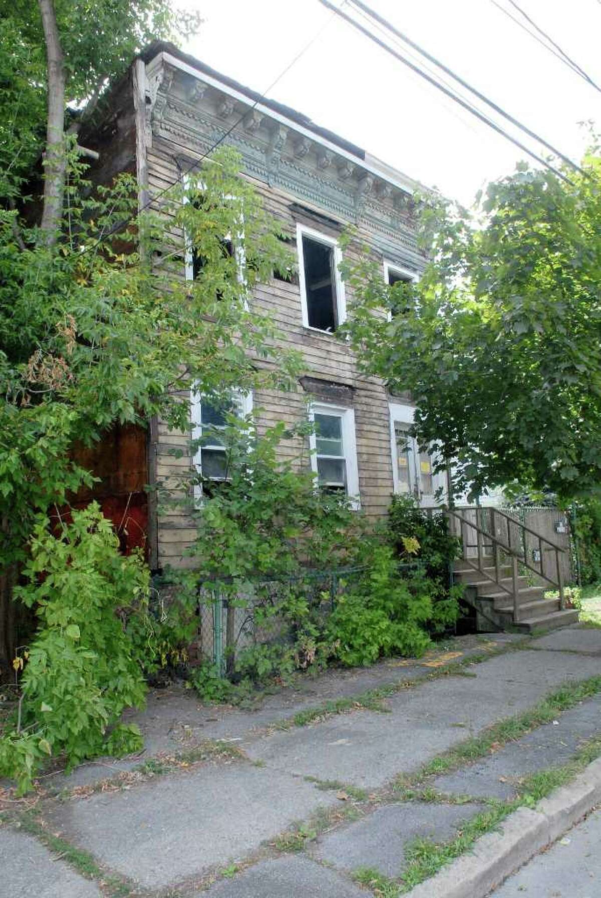 A view of the condemned building at 198 Orange St. in Albany, NY on Tuesday, Aug. 17, 2010. Some 90 cats have been removed from this building over the past few months. (Paul Buckowski / Times Union)