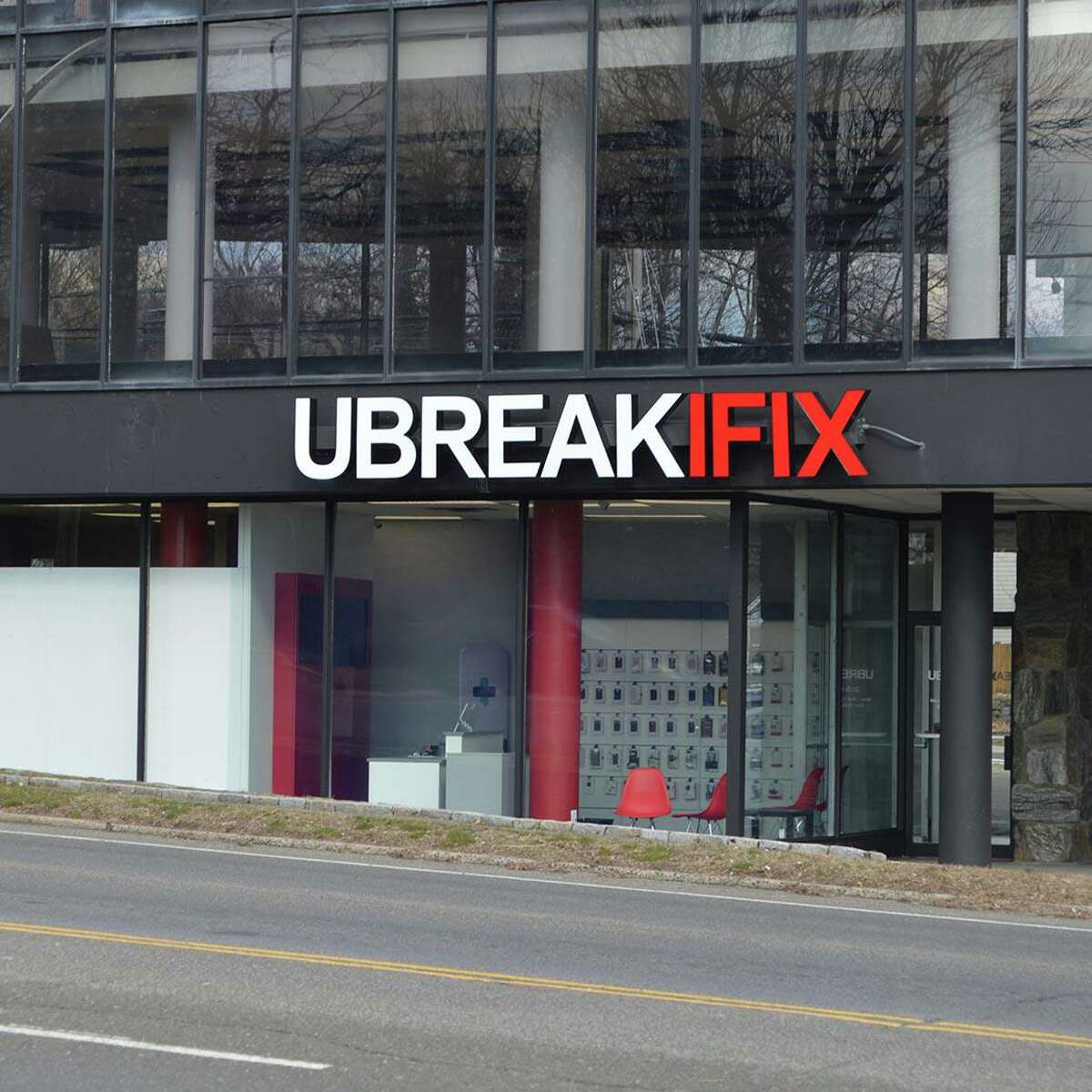 Techrepair chain uBreakiFix opens Stamford store