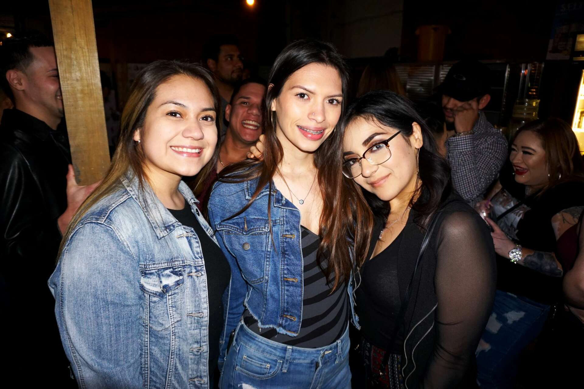 Photos: Locals kick back, relax in the Laredo nightlife