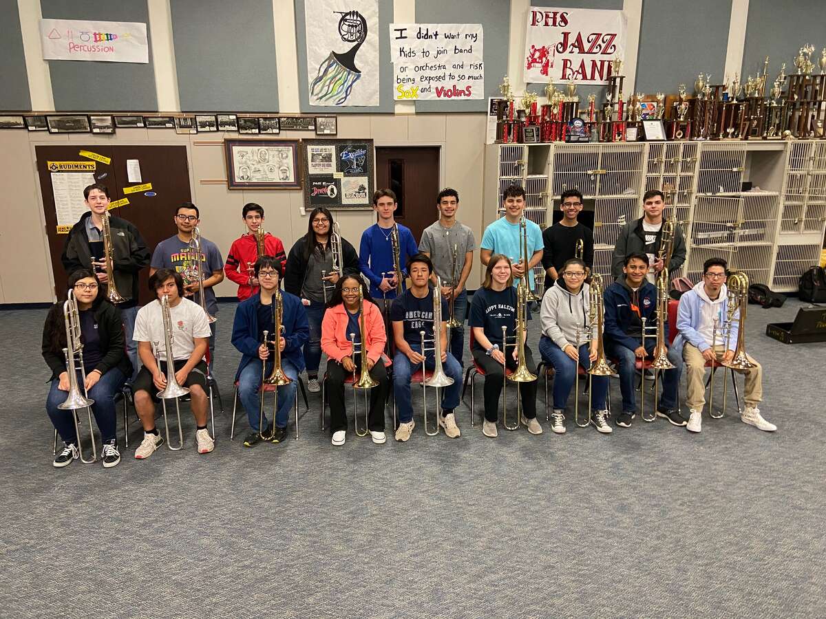 1st Division Rating  Plainview High School band students are preparing for the State Solo & Ensemble Contest in Austin in June. Of the 157 students that competed in the regional competition, 152 earned First Division ratings and 115 are preparing for state.  