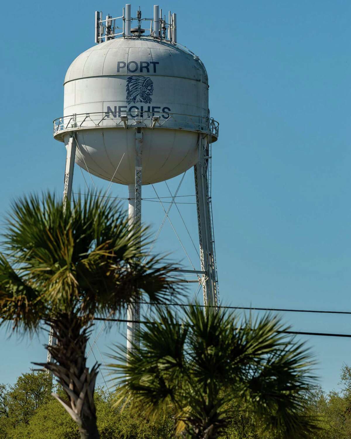 Updated Port Neches water tower to come down