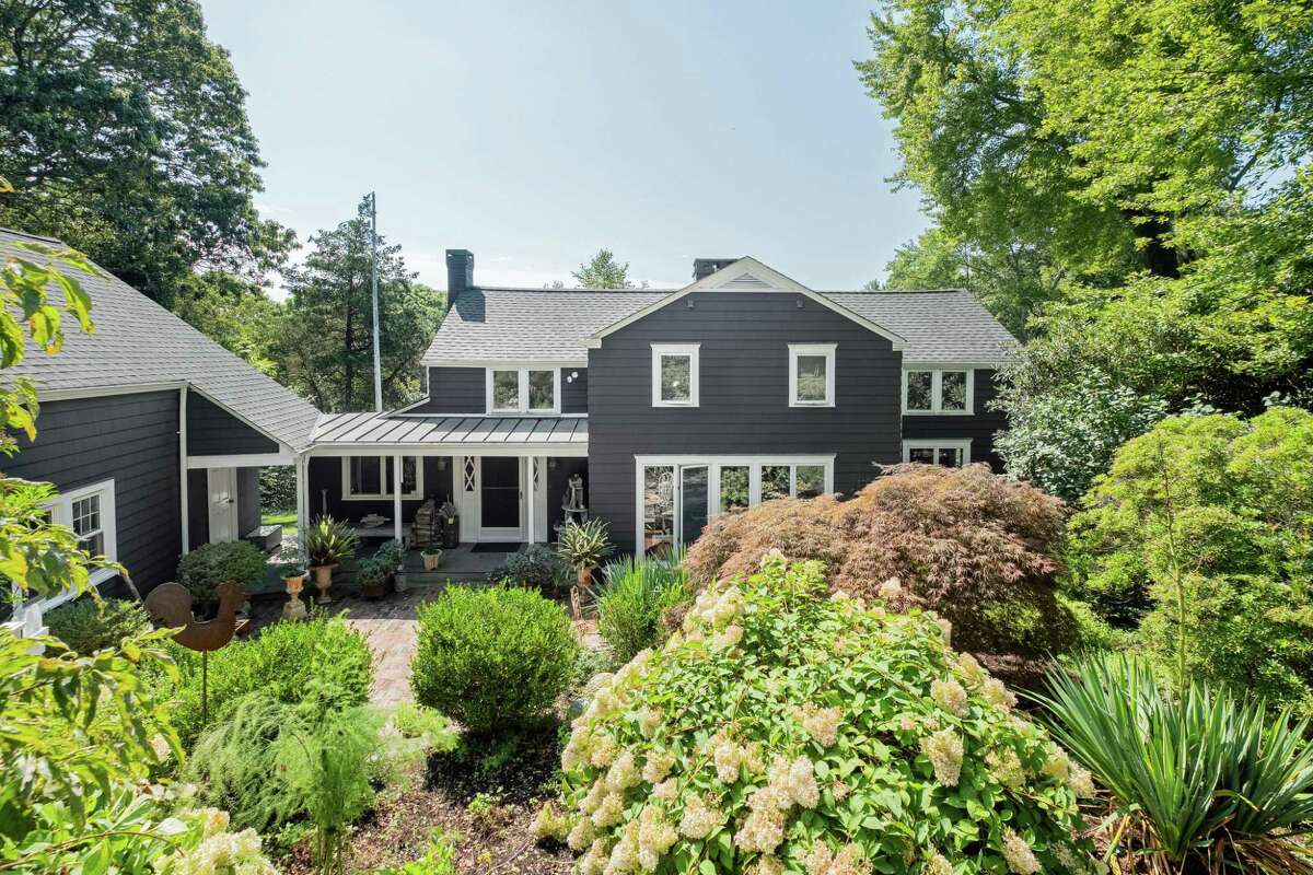 On the Market 1.2M Weston estate a place of possibilities