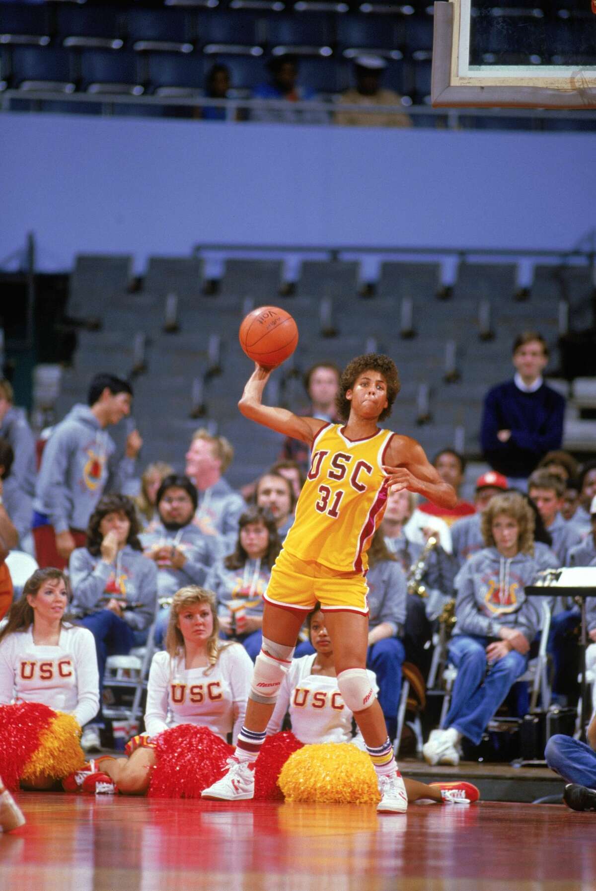 Hbos Women Of Troy Centers On The Transcendence Of Cheryl Miller Usc Basketball 