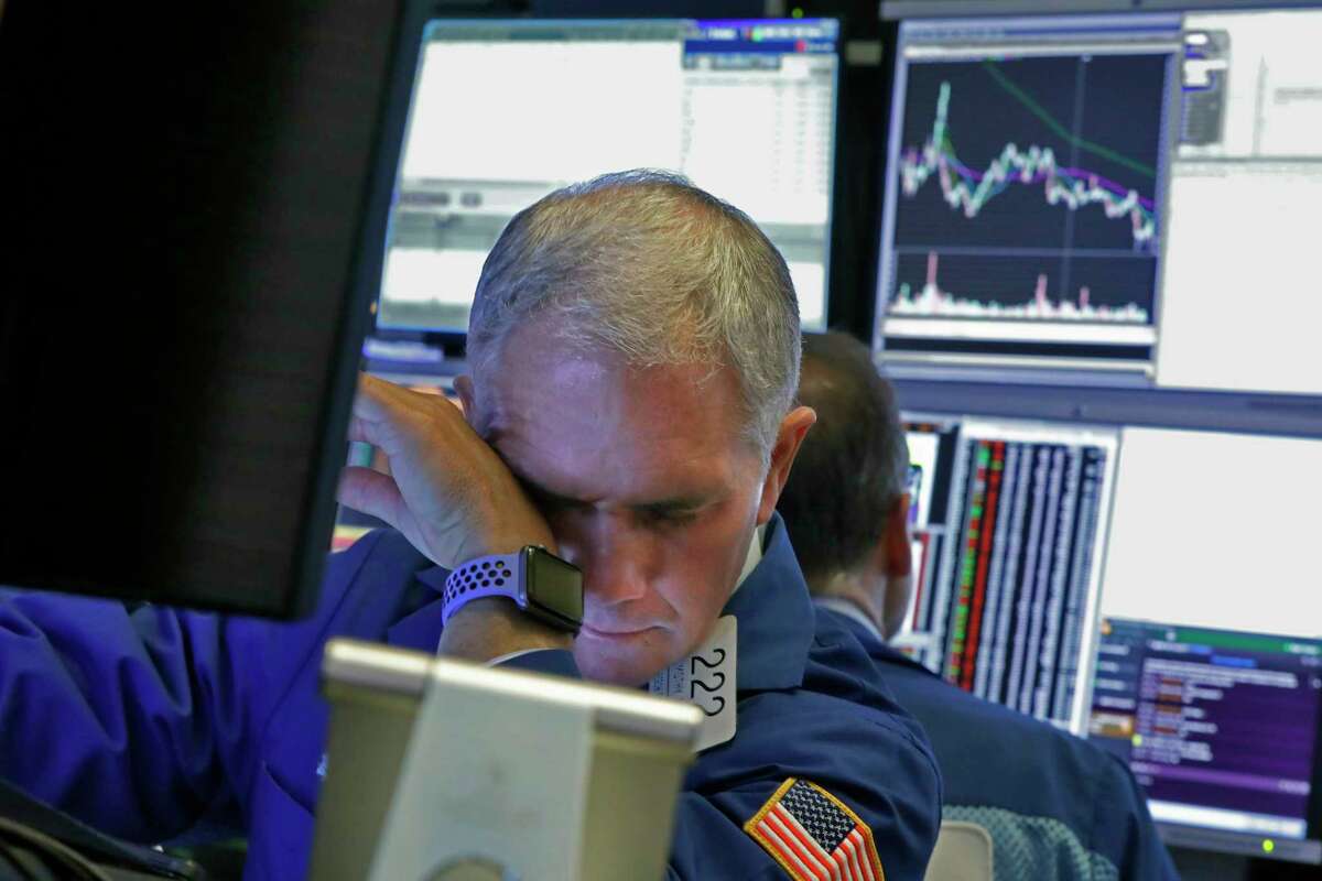 Oil Crash Fears Sink Stocks