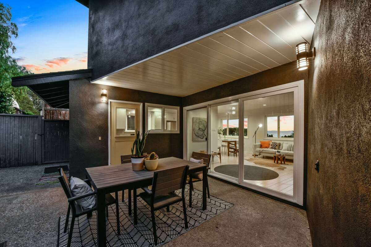 Tilden Park home with astounding Bay views lists for under 1M