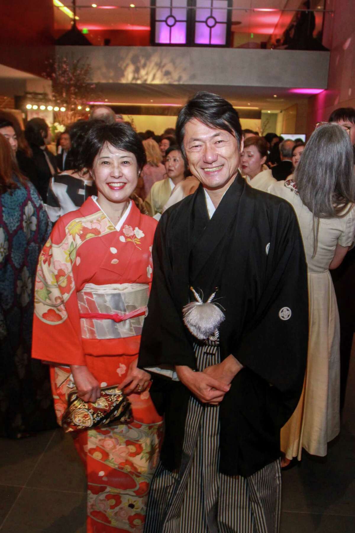 Asia Society Texas Center flips the switch on Tiger Ball, record 725